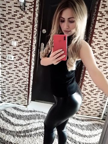 Проститутка Камилла